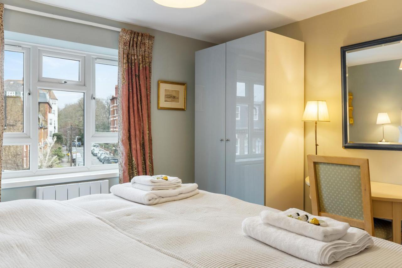 Bright & Cosy Gem ~ Battersea Park View ~ King Bed Apartman London Kültér fotó