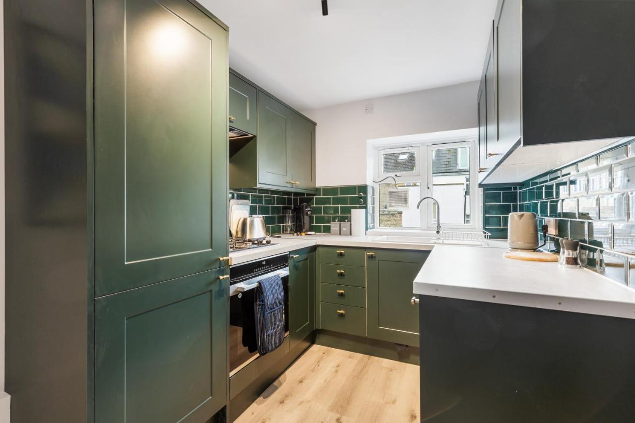Bright & Cosy Gem ~ Battersea Park View ~ King Bed Apartman London Kültér fotó