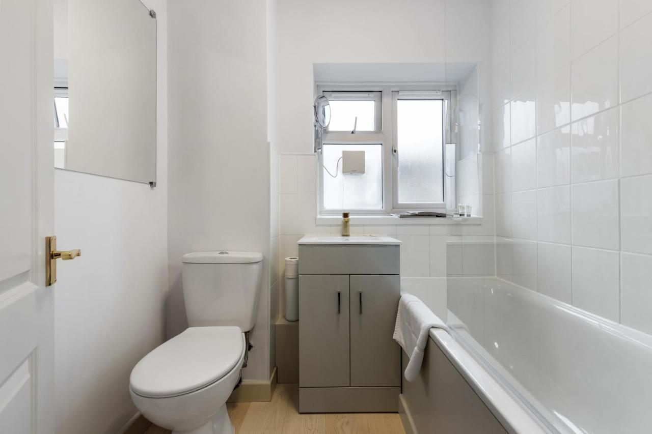 Bright & Cosy Gem ~ Battersea Park View ~ King Bed Apartman London Kültér fotó